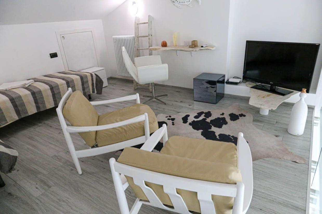 Le Coccinelle Home A Lierna Exterior foto